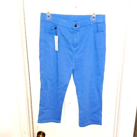 Capri stretch fit - Picture 2 of 9